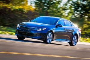Kia Optima Hybrid 2016 года (US)